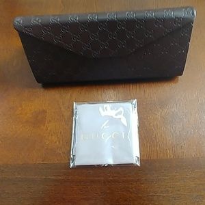 New gucci sunglass case